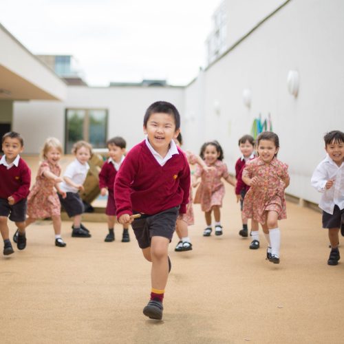 children running